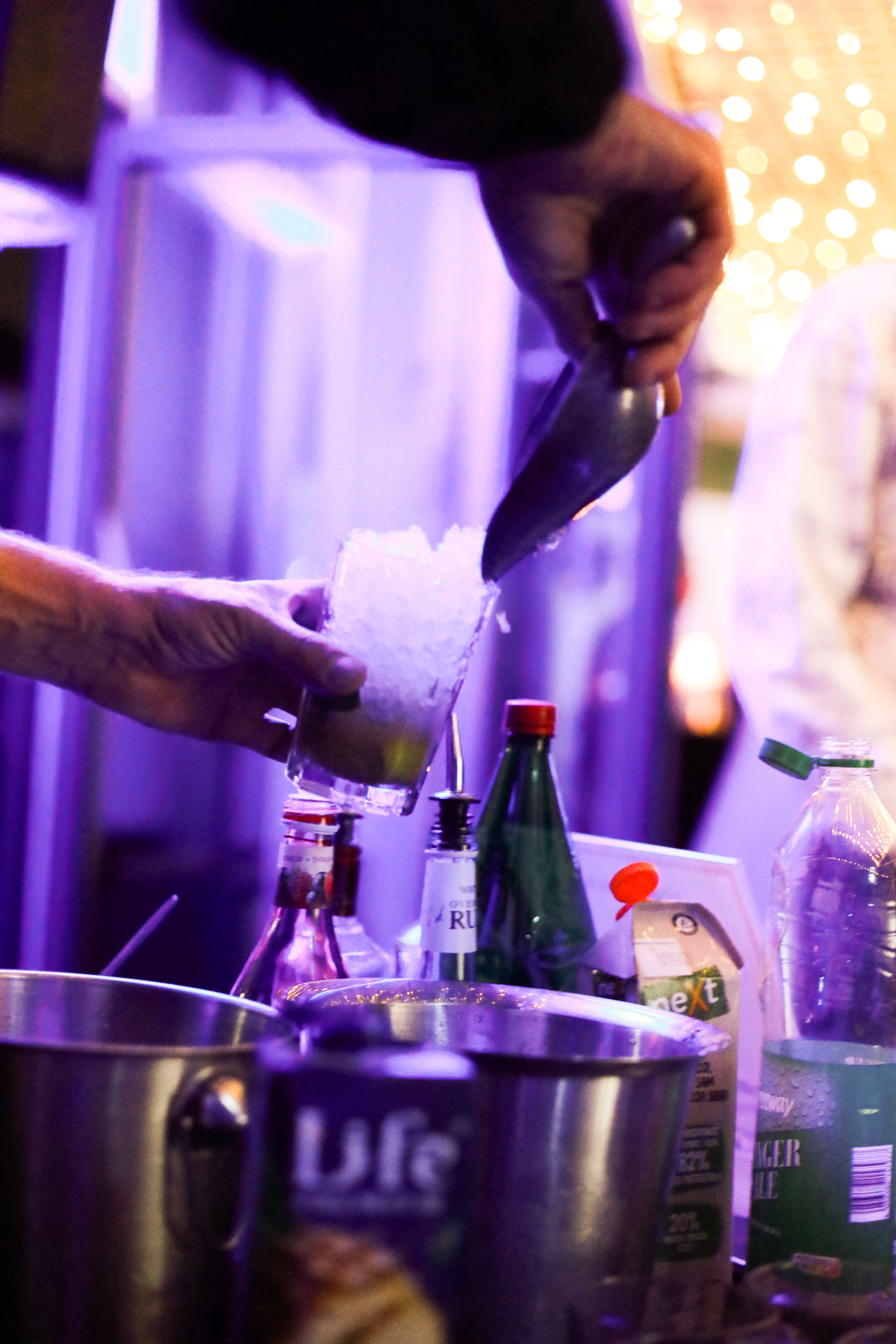 Postavka stola za ketering